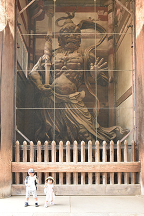 17_8_11_nara1.jpg